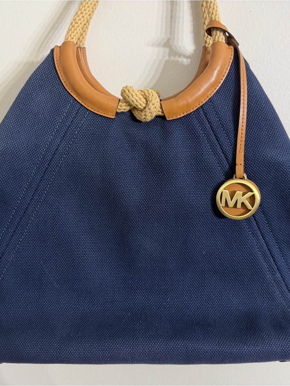 Michael Kors Isla Ring Canvas Shoulder Tot - Picture 2 of 8